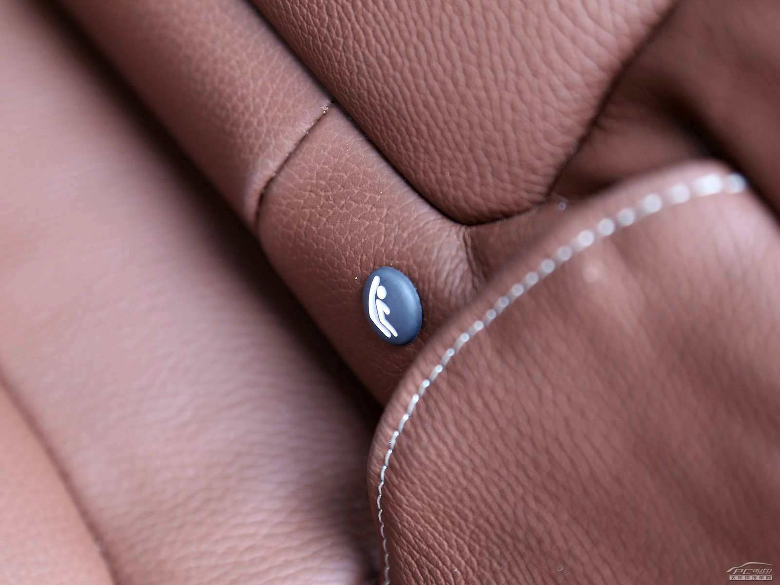 安德拉內(nèi)飾高清大圖