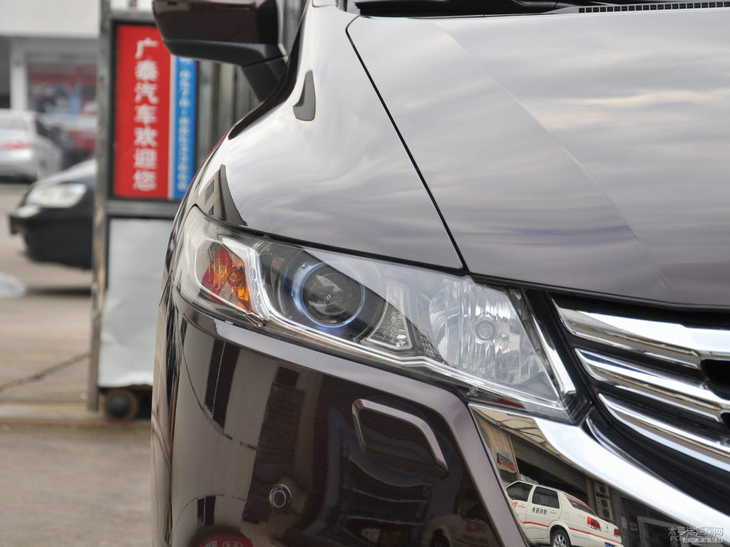 艾美紫奧德賽車頭外觀圖片