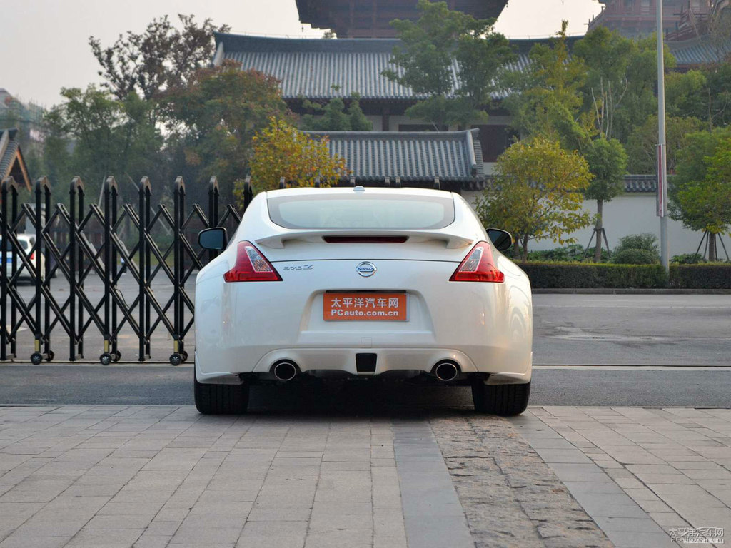 ɫծa(chn)370Z܇^^DƬ