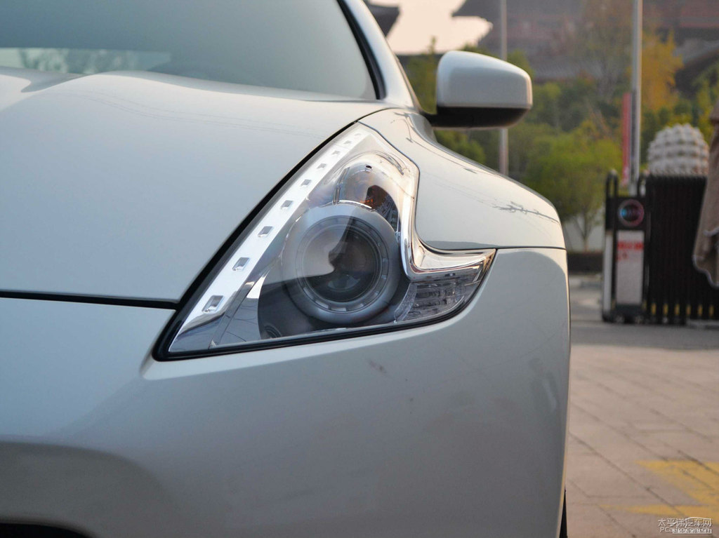 ɫծa(chn)370Z܇^^DƬ