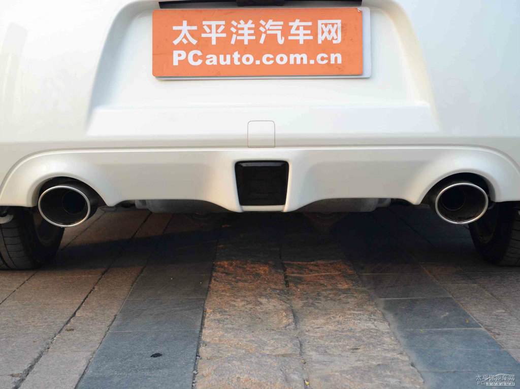 ɫծa(chn)370Z܇β^DƬ