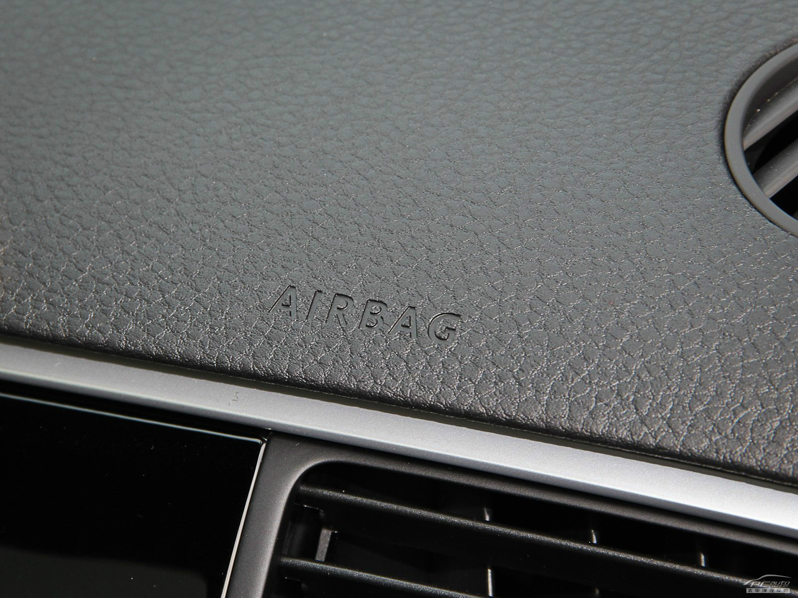 途銳內(nèi)飾高清大圖