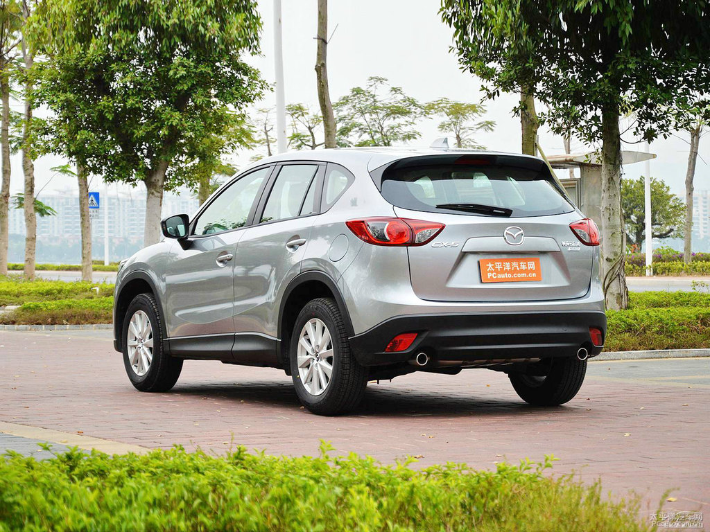 炫亮銀馬自達CX-5整車外觀外觀圖片
