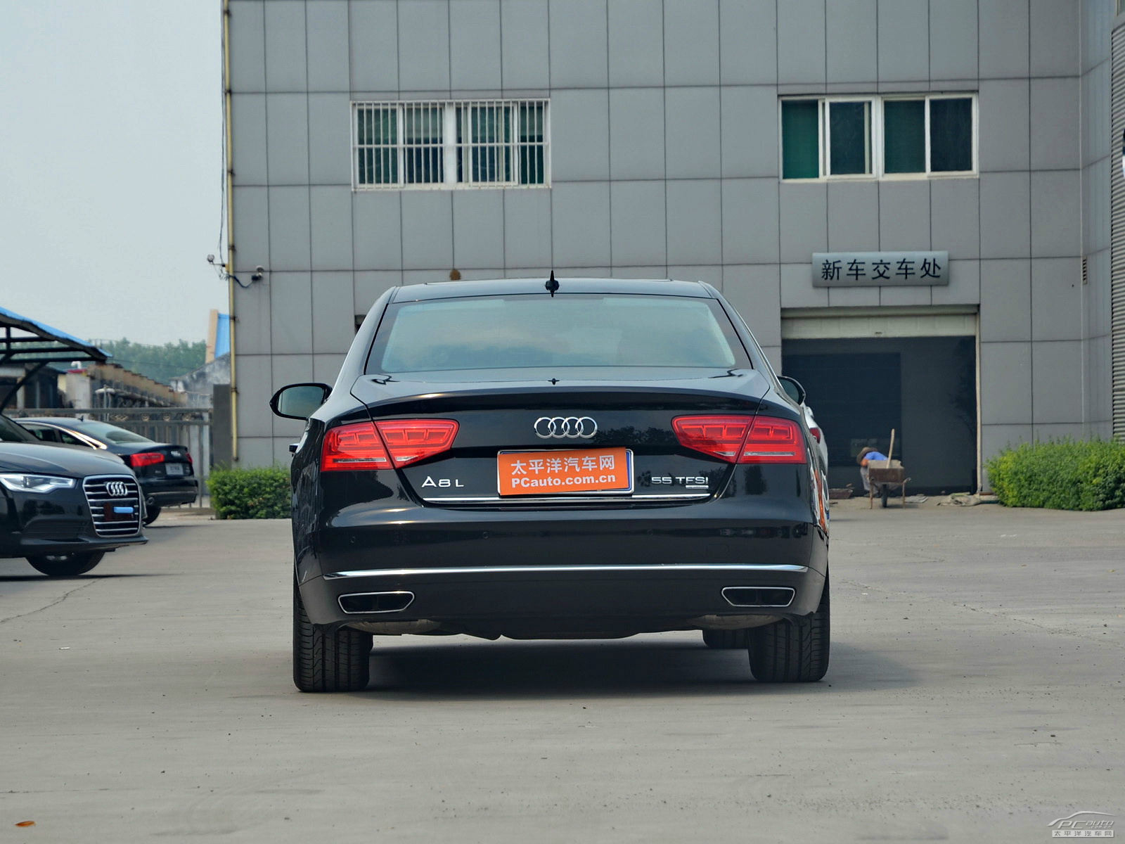 奧迪A8L外觀高清大圖