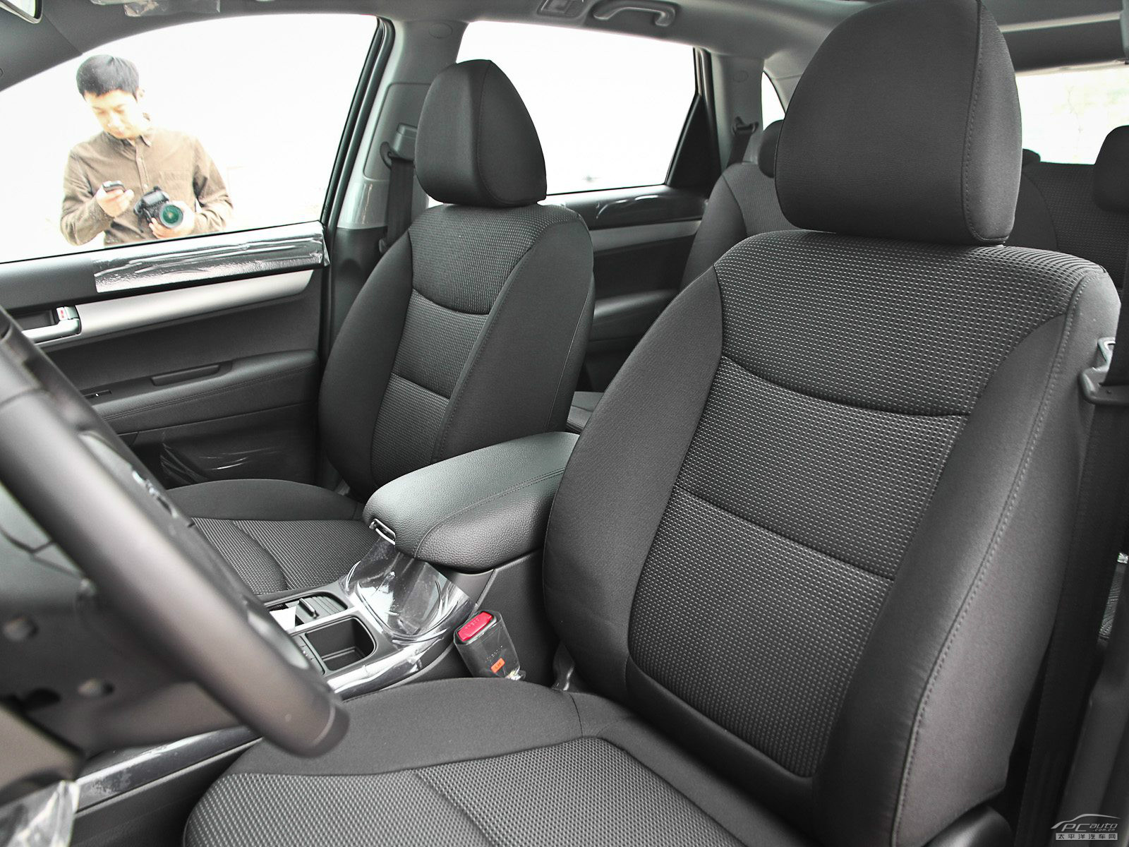 索蘭托內(nèi)飾高清大圖