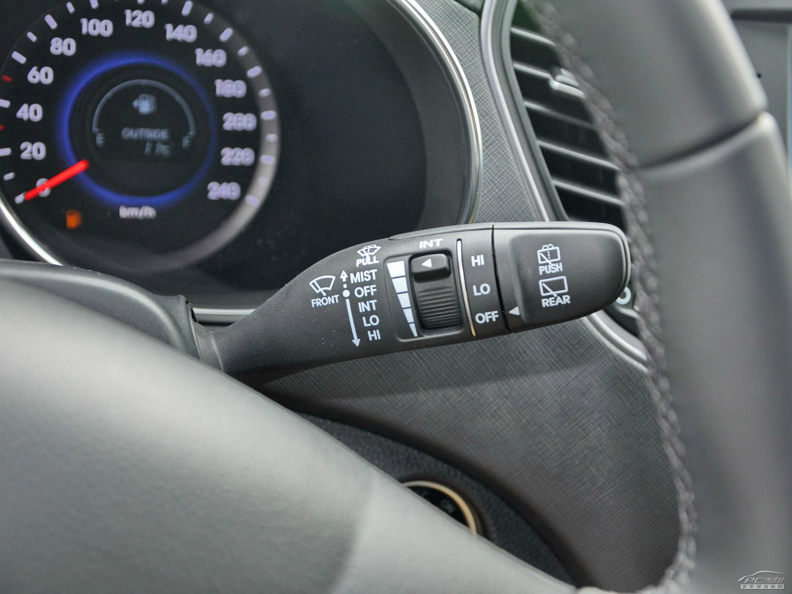 勝達(進口)內(nèi)飾高清大圖