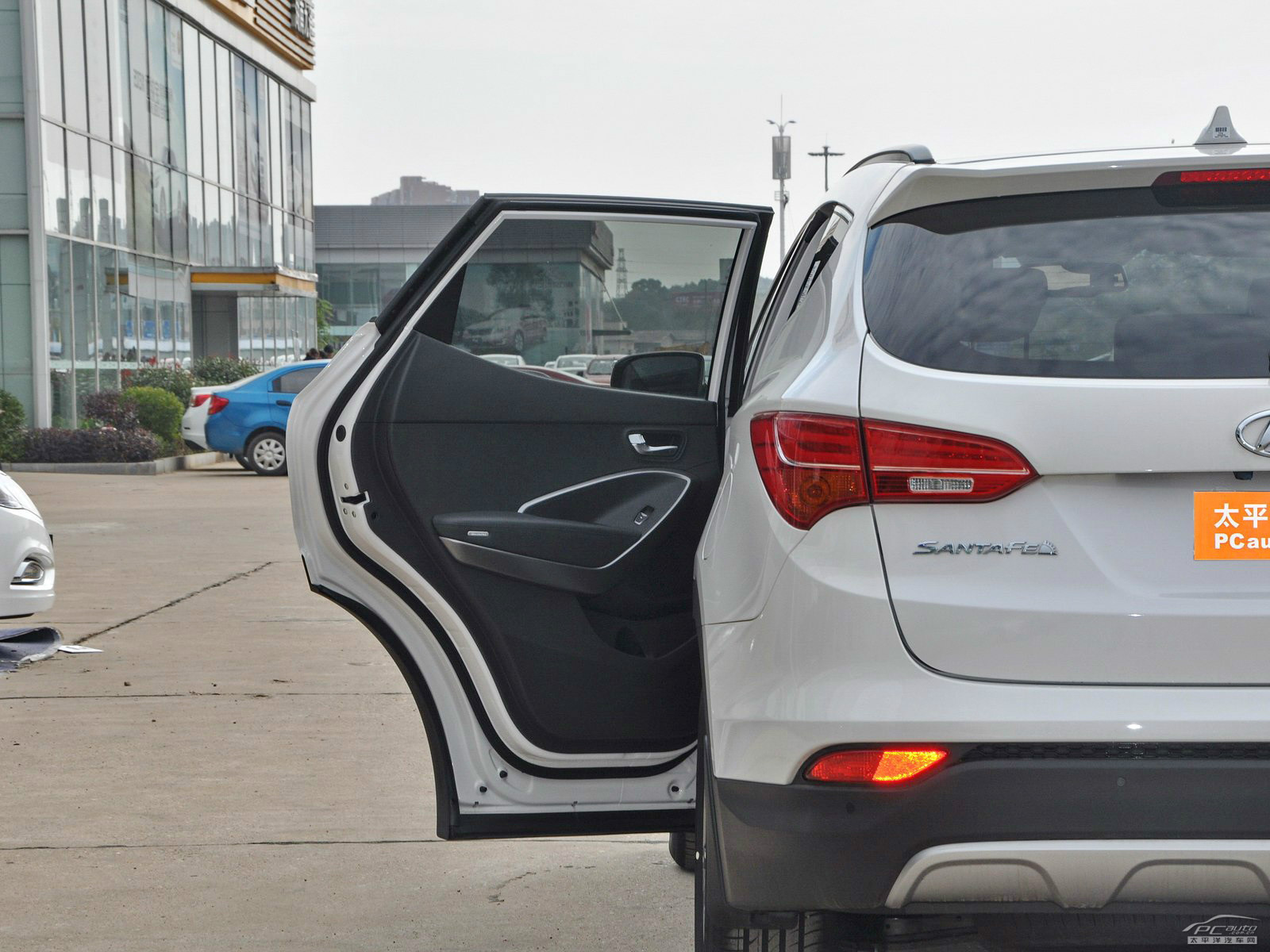 勝達(進口)內(nèi)飾高清大圖