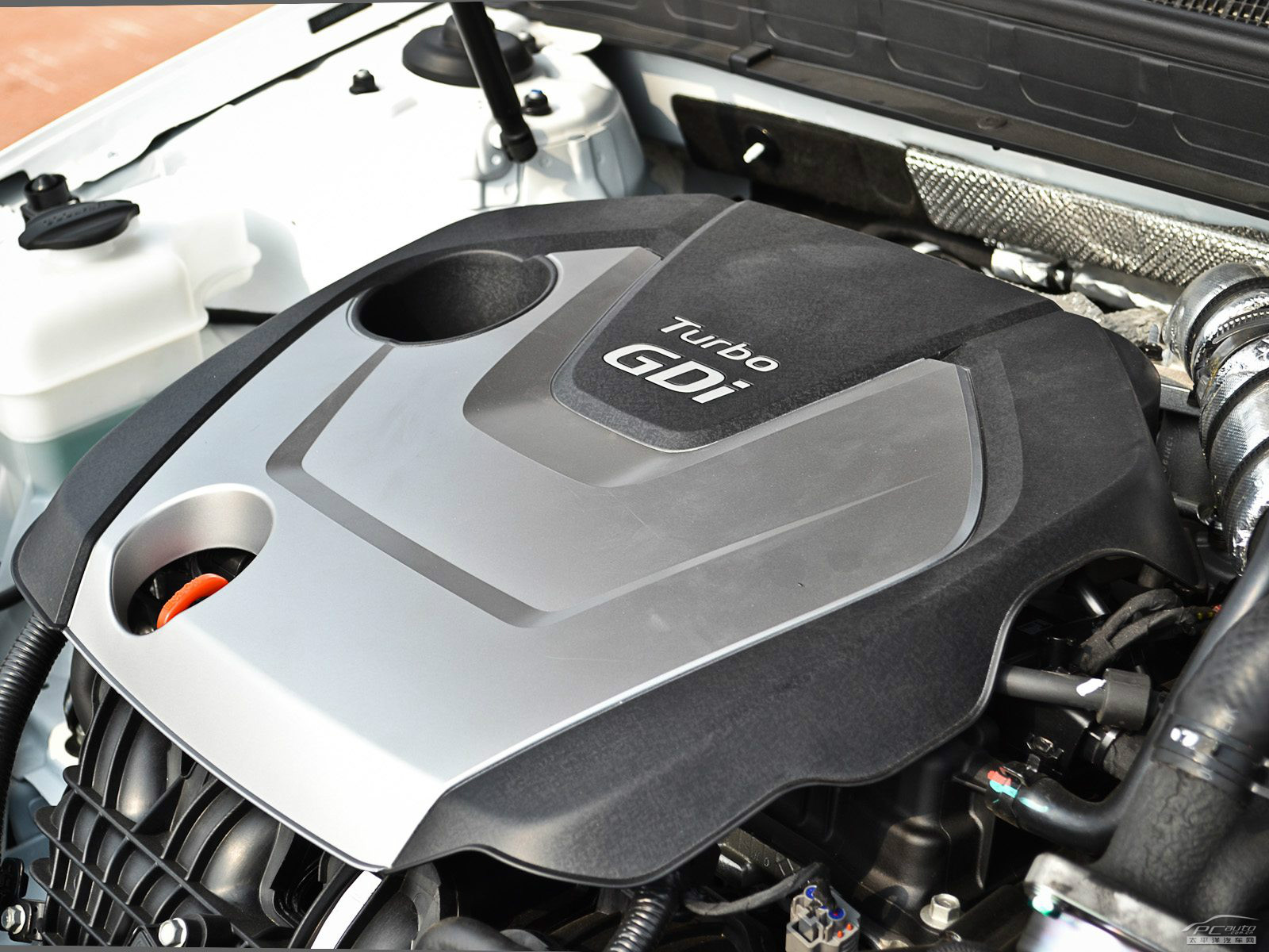 起亞K5凱酷細節(jié)高清大圖