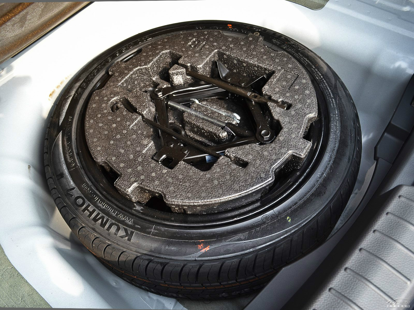 起亞K5凱酷細(xì)節(jié)高清大圖