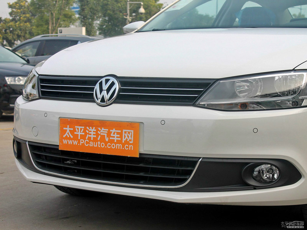 糖果白速騰車頭外觀圖片