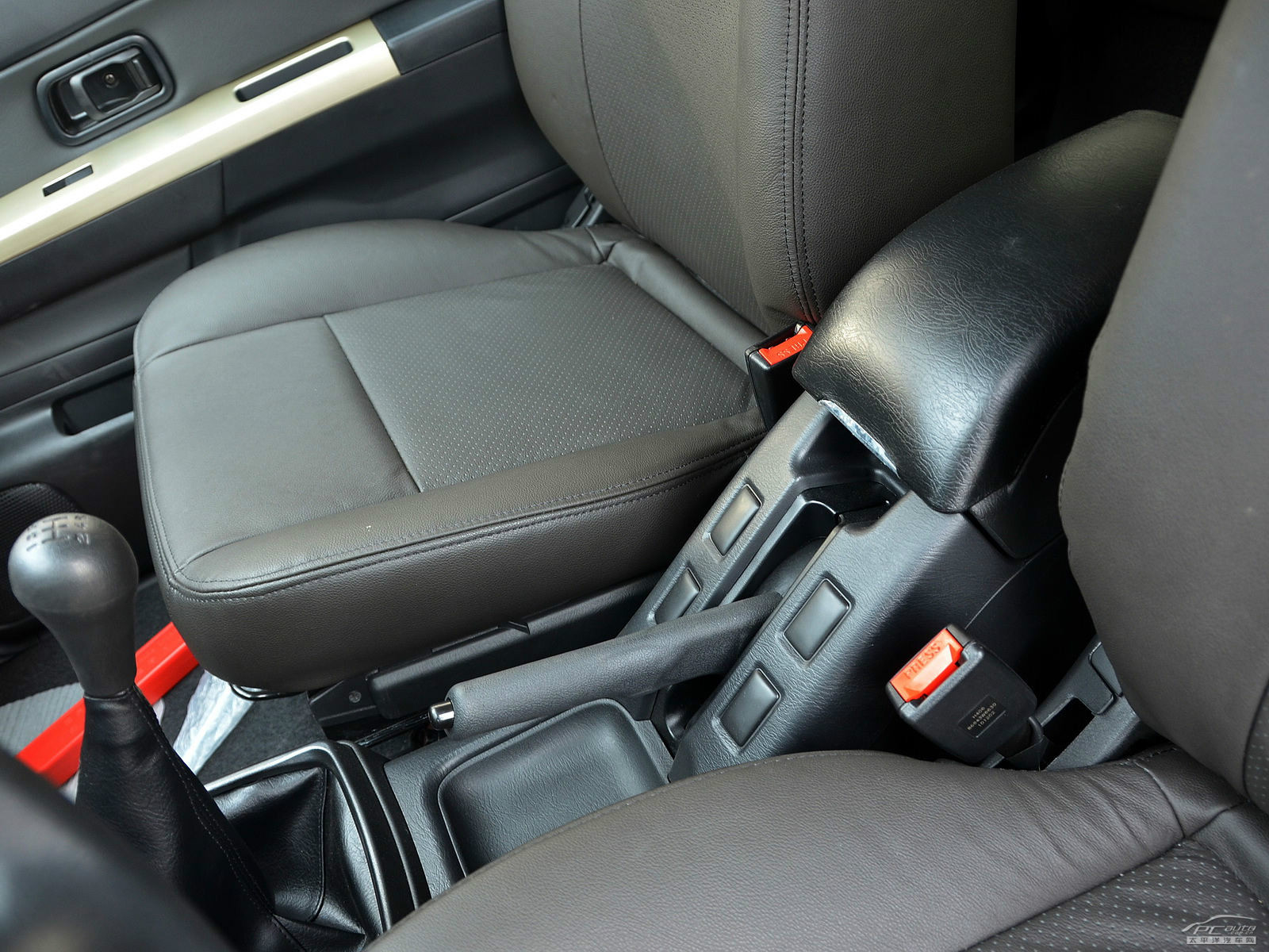 帕拉丁內(nèi)飾高清大圖