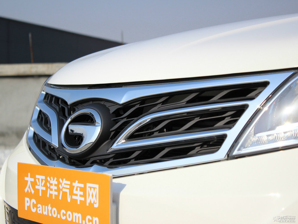 象牙白傳祺GS5車頭外觀圖片