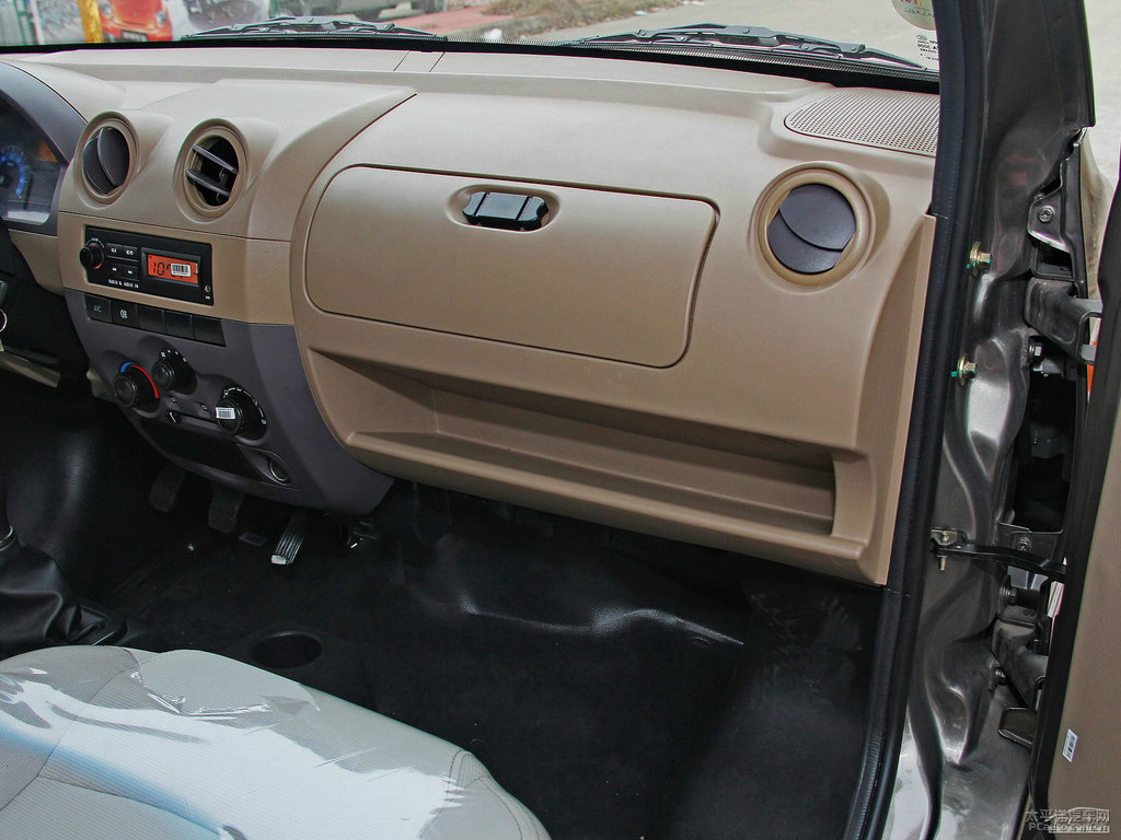 ɫ|L(fng)СV26(ch)ggDƬ