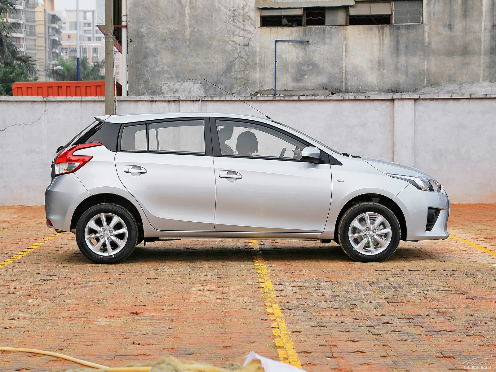 YARiS L 致炫外觀高清大圖