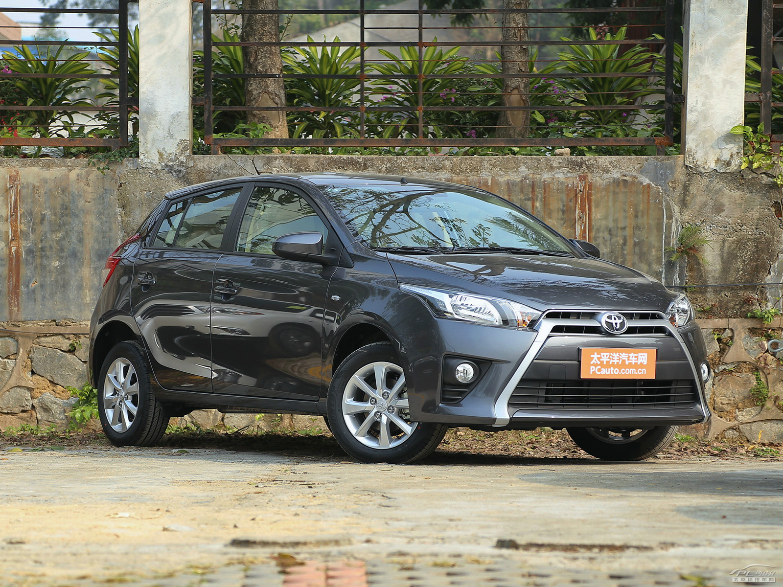 YARiS L 致炫外觀高清大圖