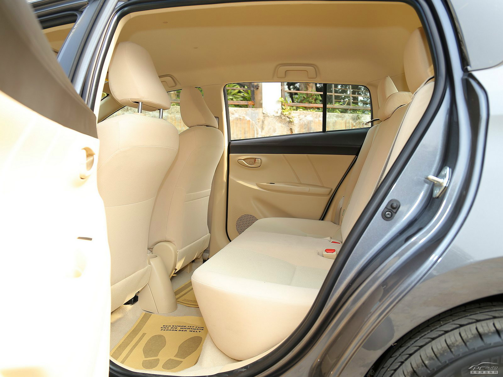 YARiS L 致炫空間高清大圖