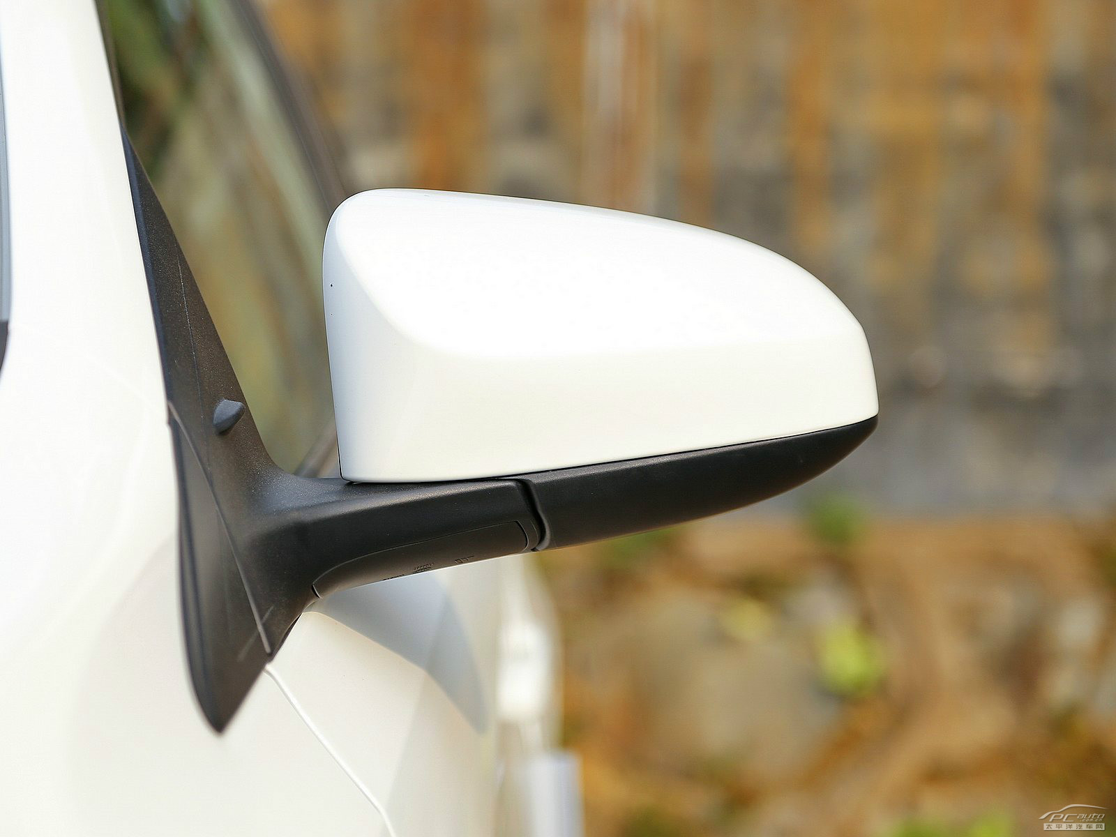 YARiS L 致炫外觀高清大圖