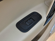 2012款 1.5L MT 商務(wù)豪華型 2012款 1.5L MT 商務(wù)豪華型