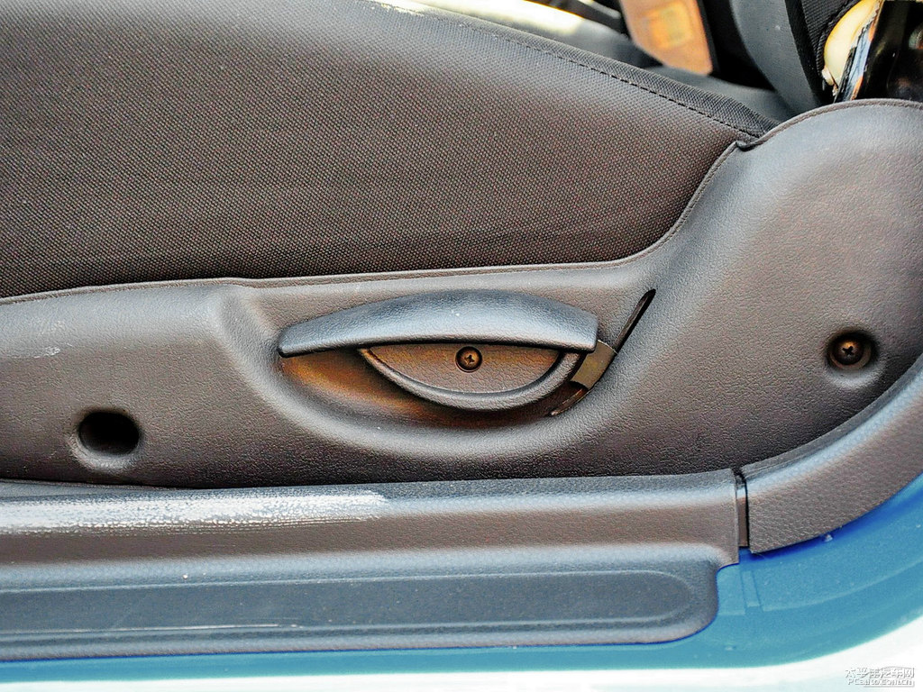 {(ln)ɫ330΃(ni)DƬ