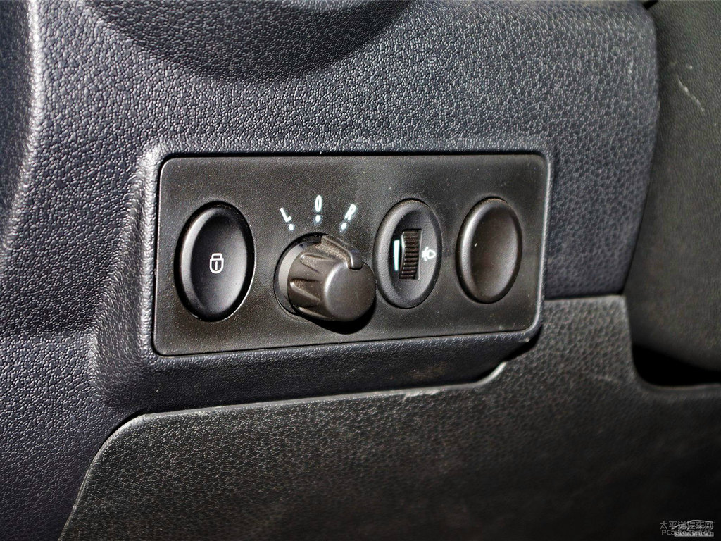 {(ln)ɫ330п؃(ni)DƬ