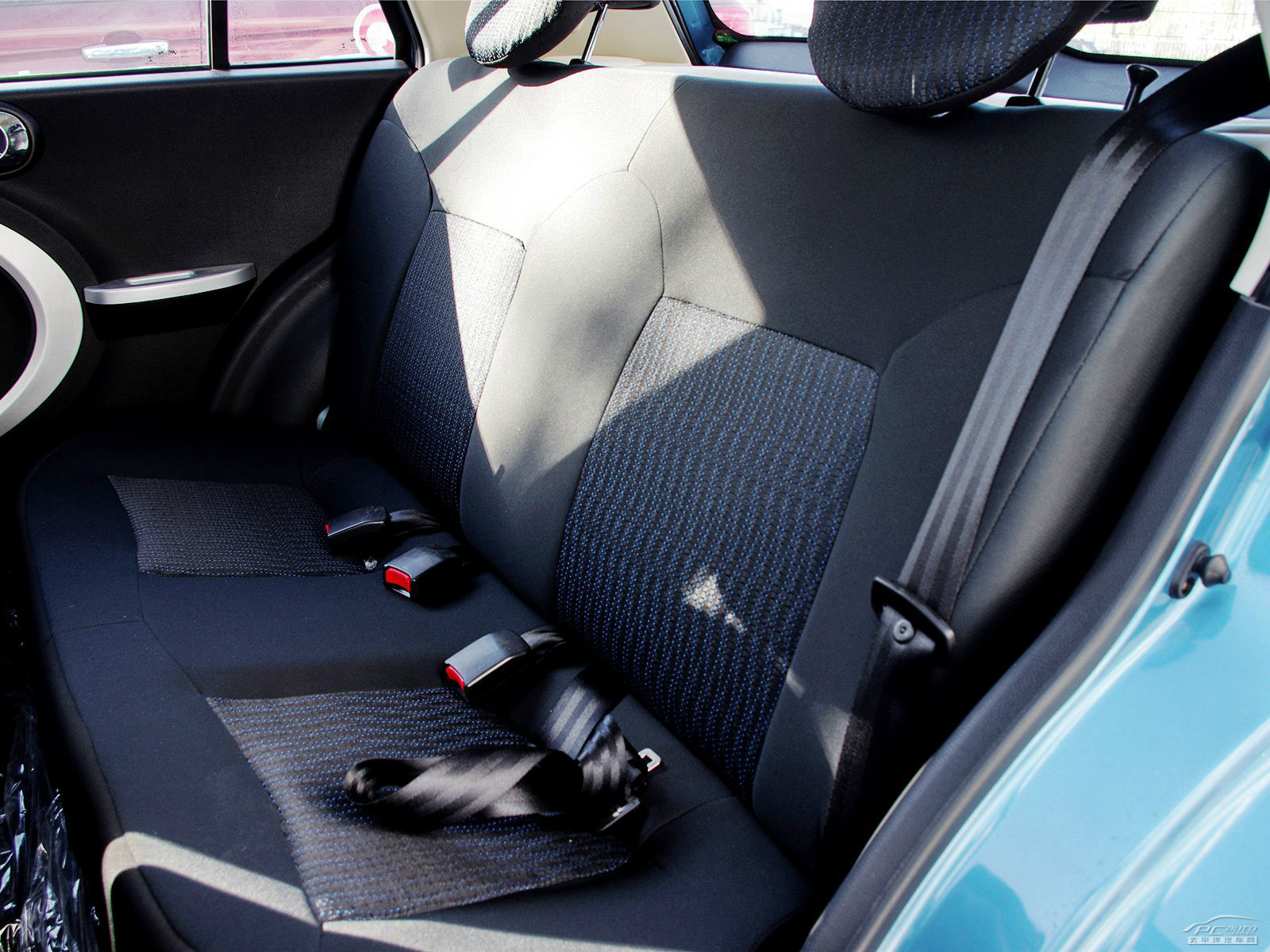 力帆330內(nèi)飾高清大圖