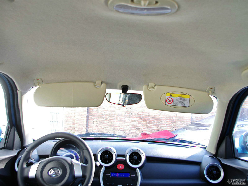 {(ln)ɫ330܇(ni)DƬ