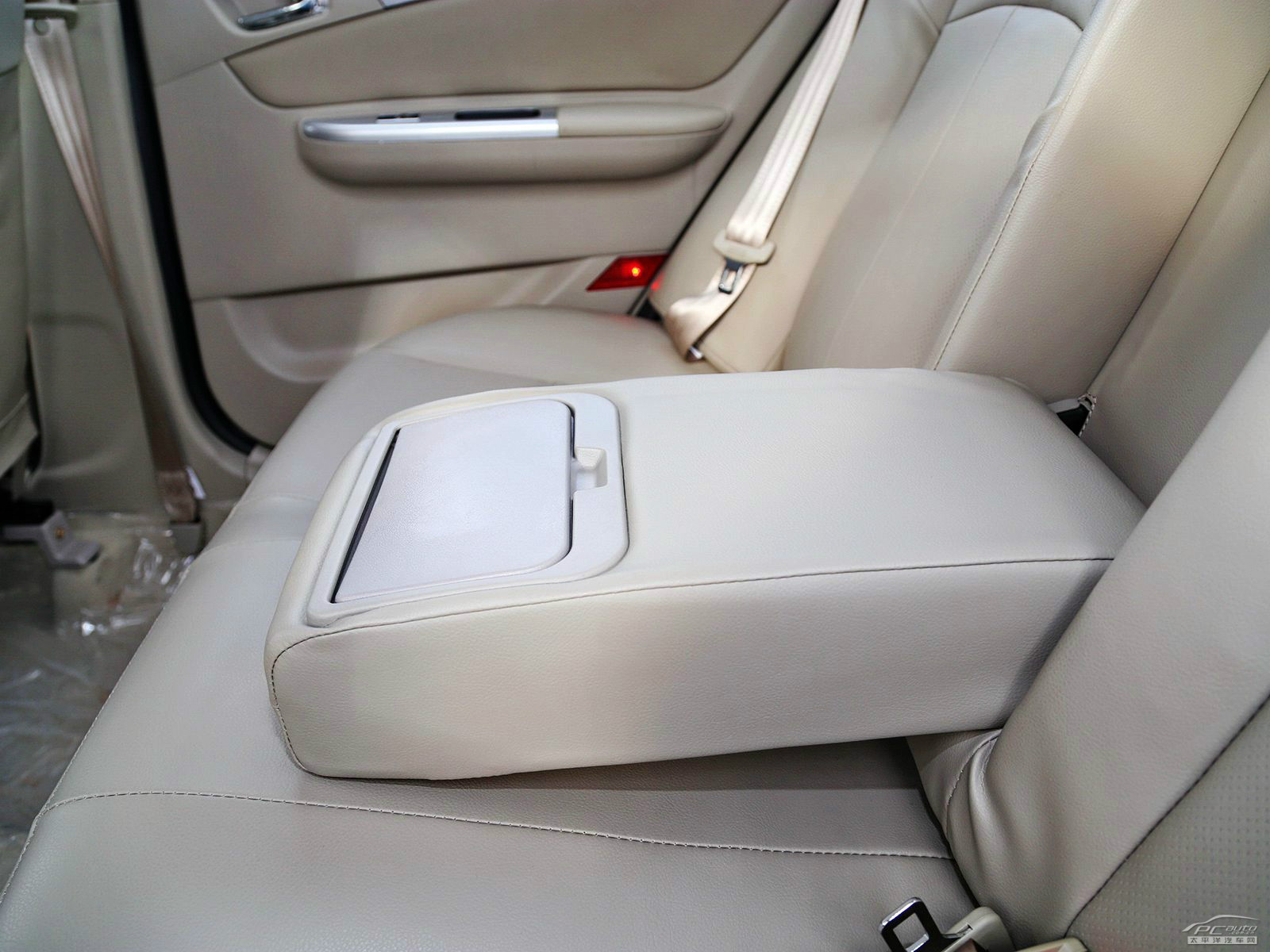 力帆630內(nèi)飾高清大圖