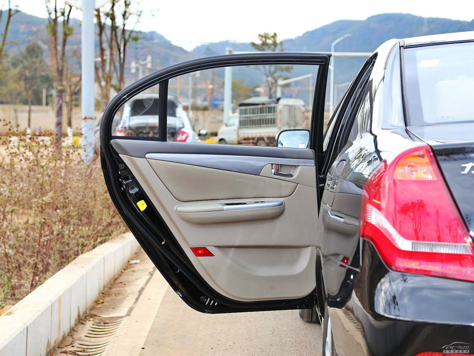 力帆630內(nèi)飾高清大圖