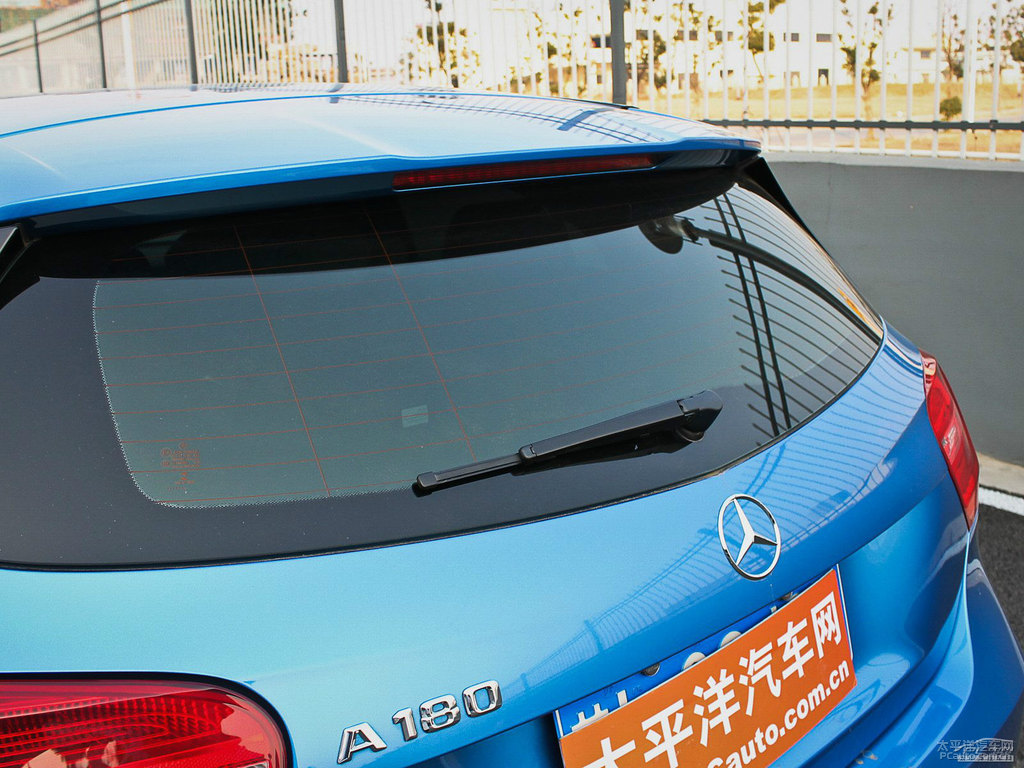 南海藍(lán)奔馳A級(進(jìn)口)車尾外觀圖片
