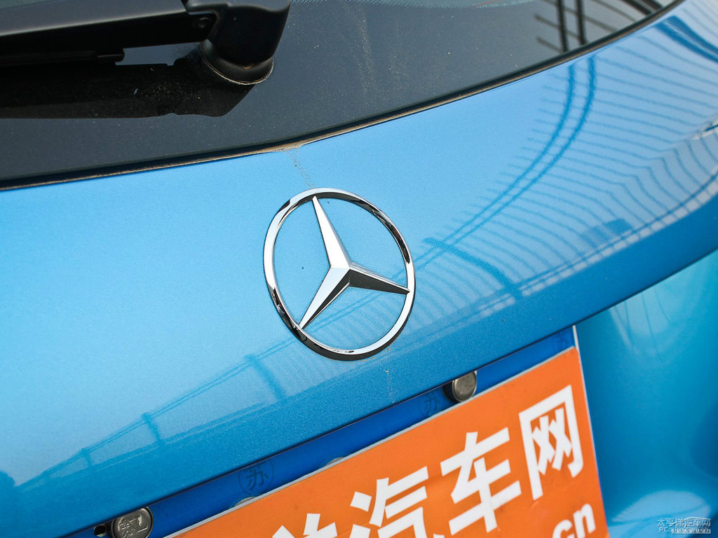 南海藍奔馳A級(進口)車尾外觀圖片