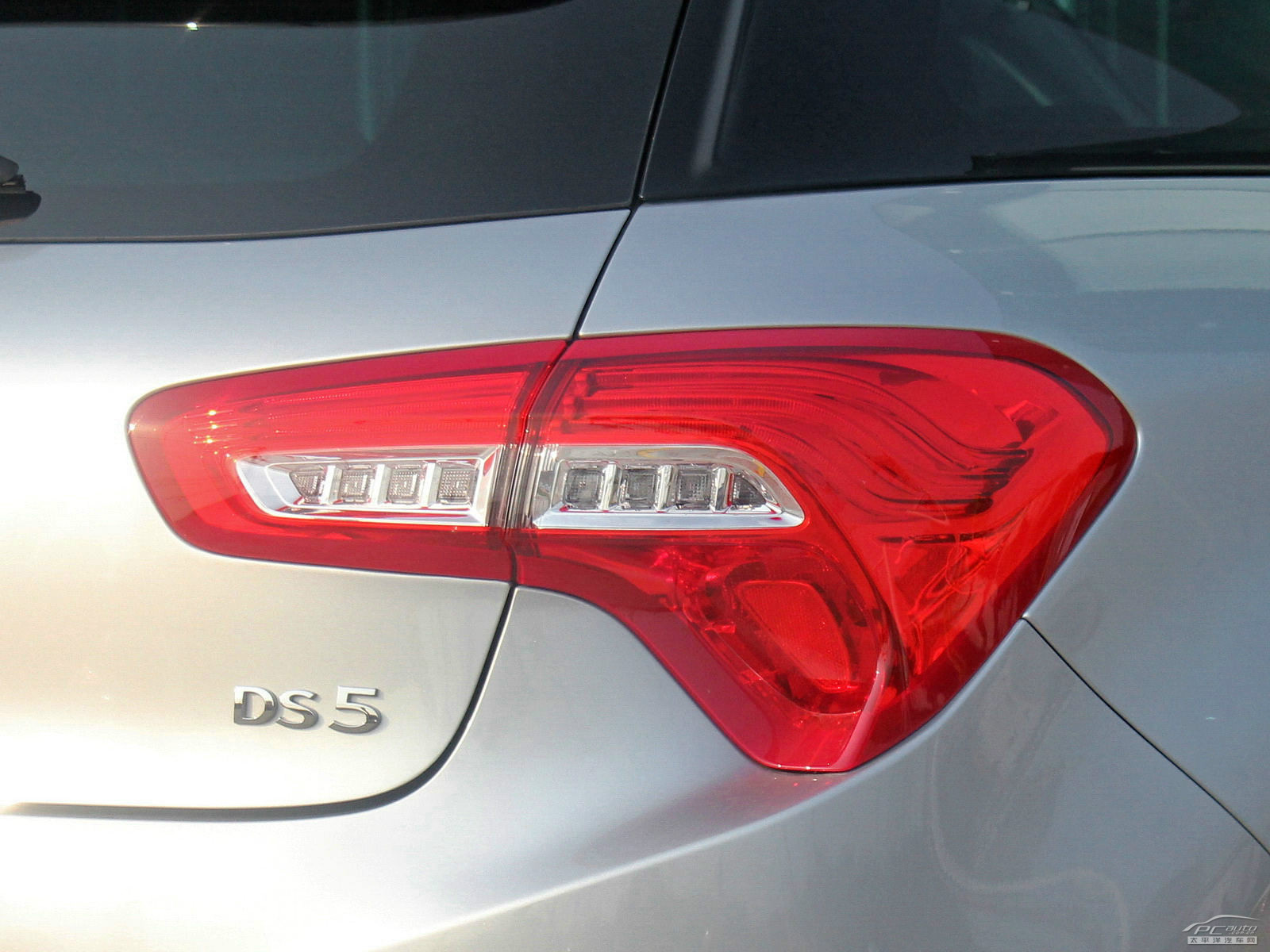 DS 5外觀高清大圖