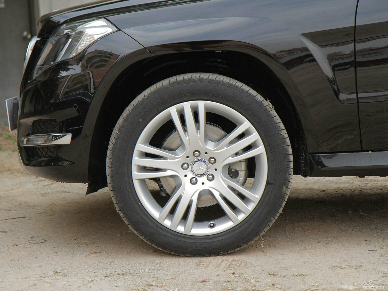 奔馳GLK外觀高清大圖