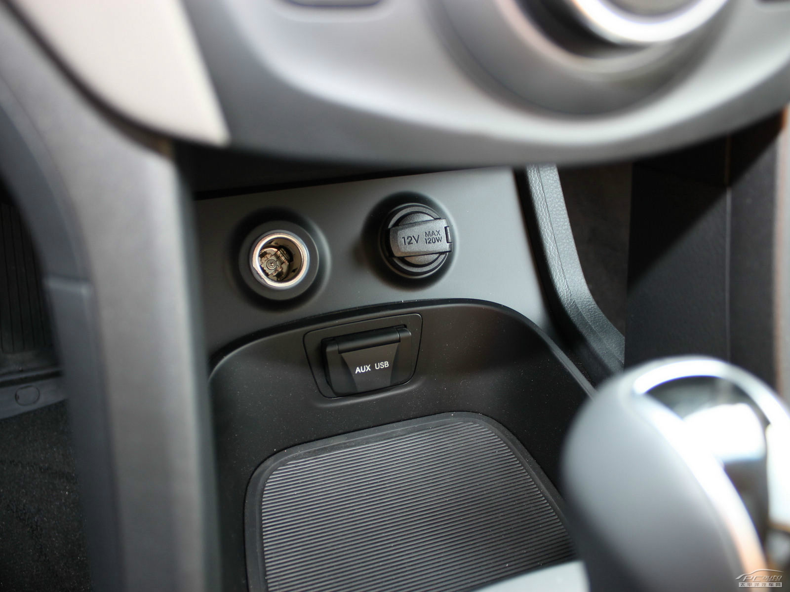 勝達(dá)(進(jìn)口)內(nèi)飾高清大圖