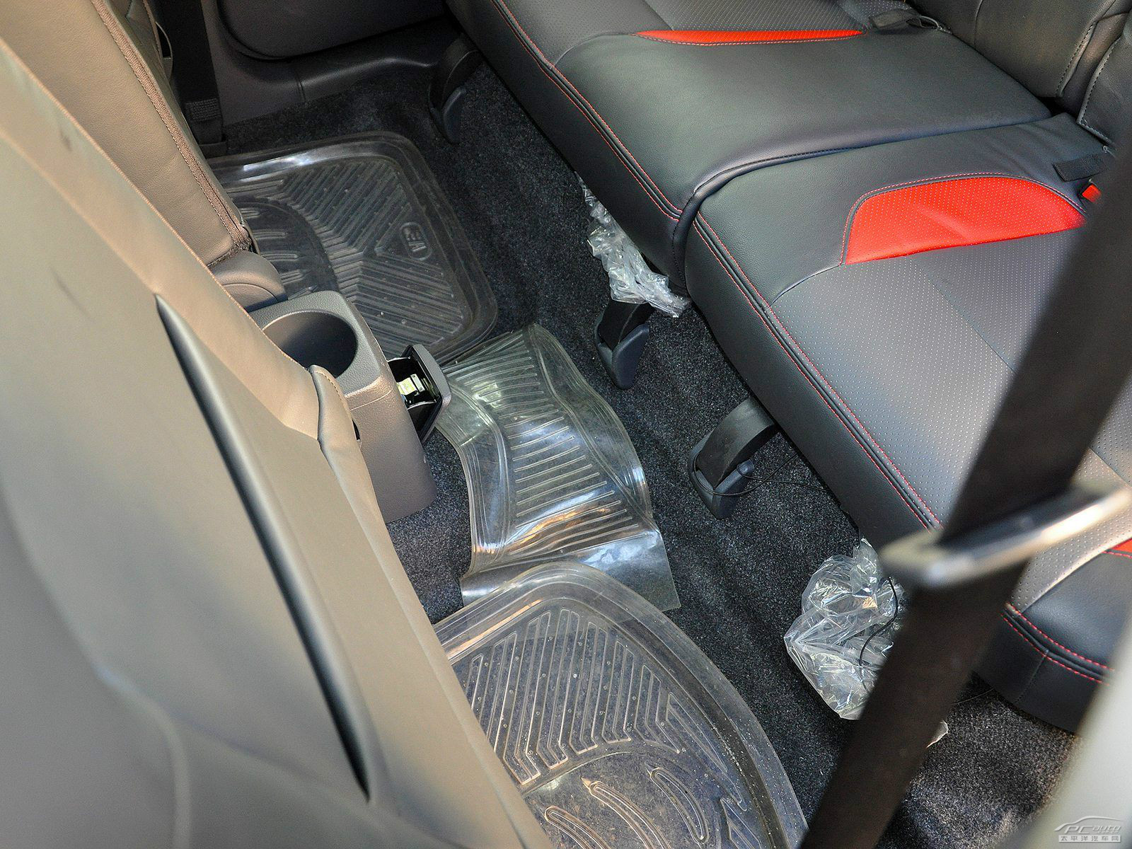 利亞納A6空間高清大圖