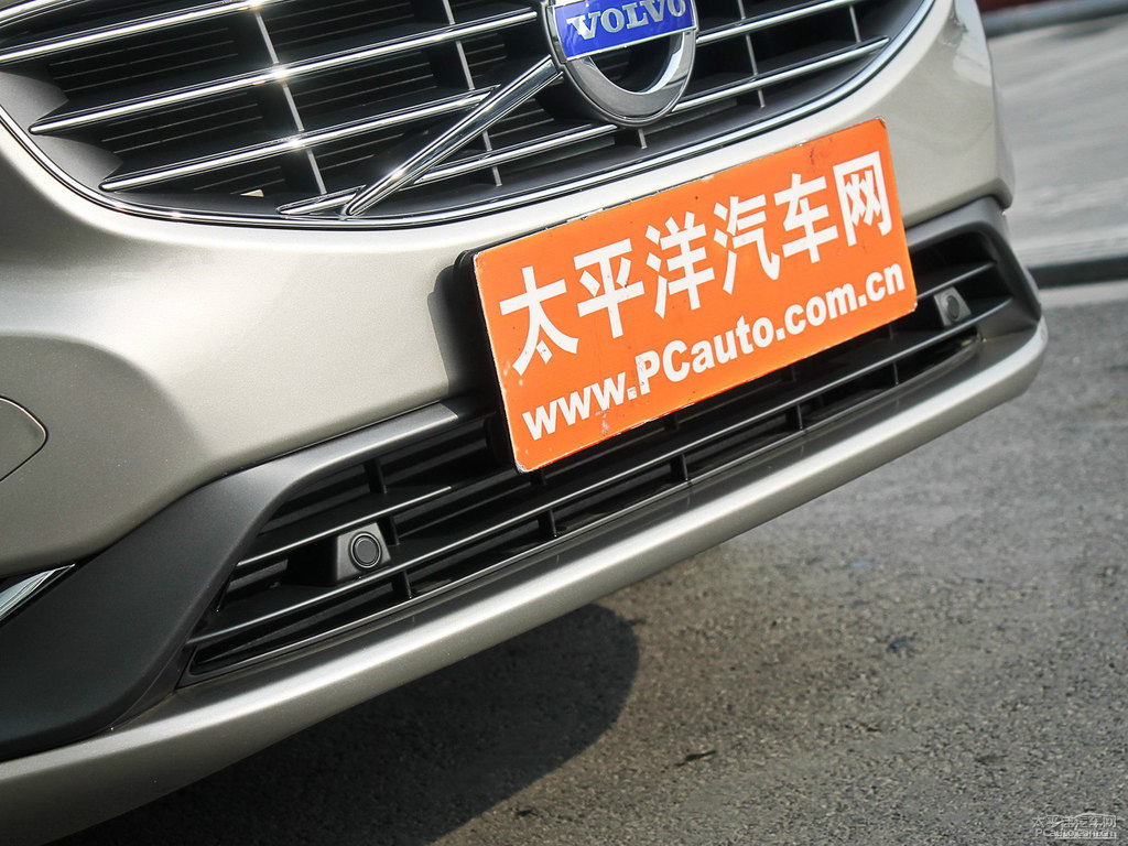 海貝灰沃爾沃S60車頭外觀圖片