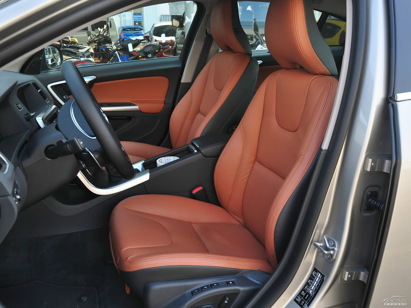 沃爾沃S60內(nèi)飾高清大圖