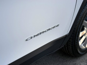 2014款 2.4L 豪華版 2014款 2.4L 豪華版