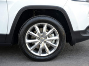 2014款 2.4L 豪華版 2014款 2.4L 豪華版