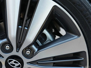 2014款 1.8L 自動DLX 尊貴型 2014款 1.8L 自動DLX 尊貴型