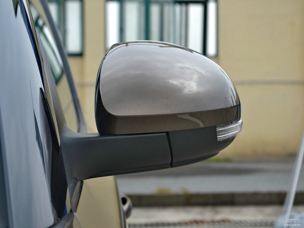 峻野褐Yeti車身外觀圖片