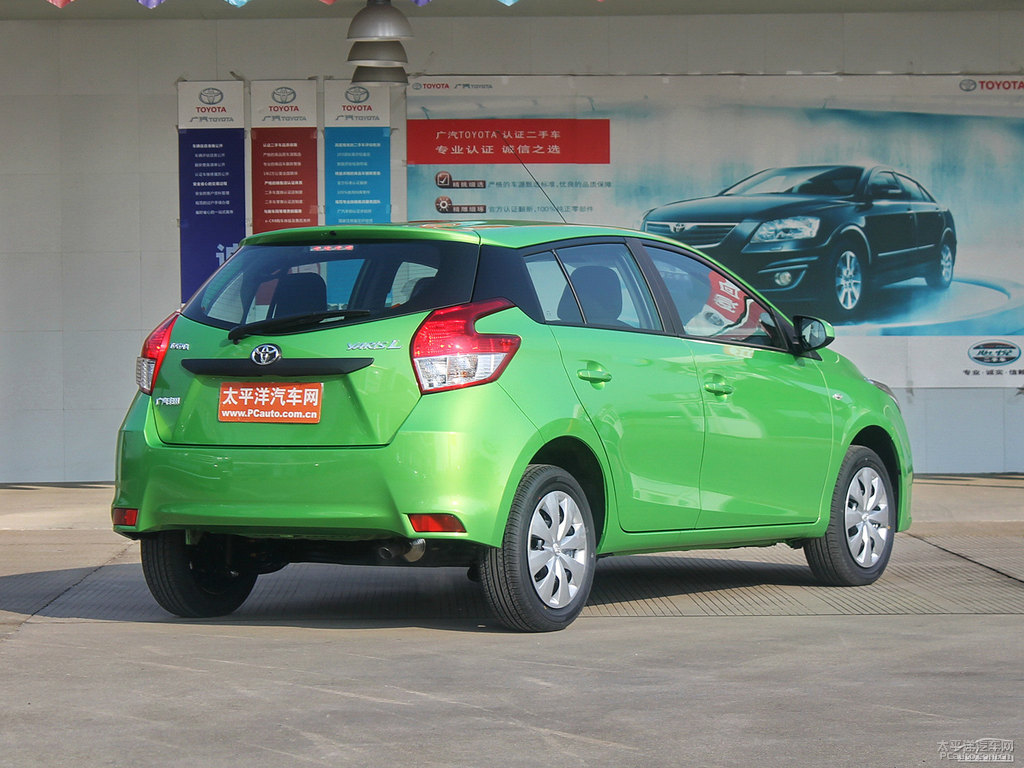 炫彩綠YARiS L 致炫整車外觀外觀圖片