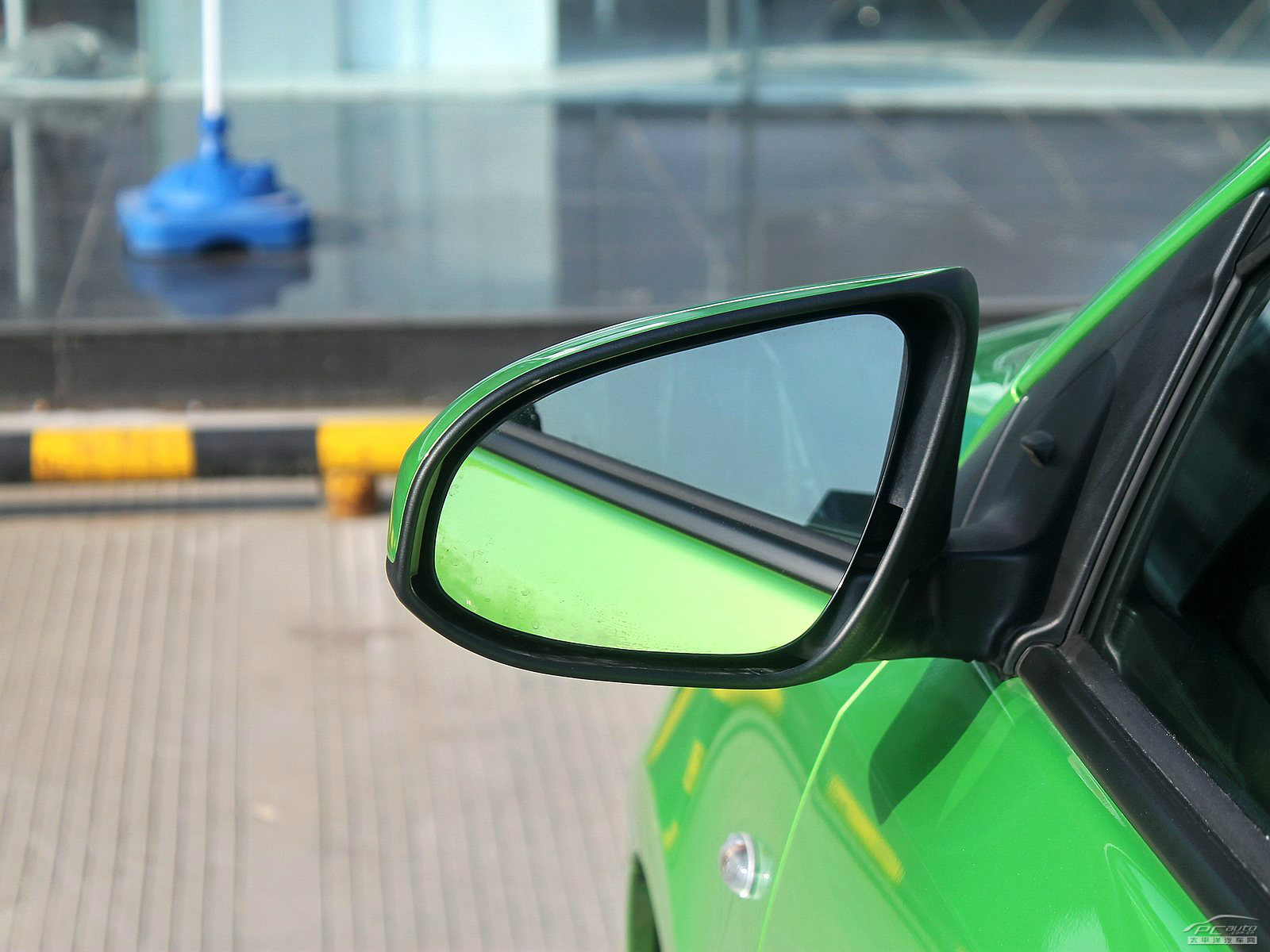 YARiS L 致炫外觀高清大圖
