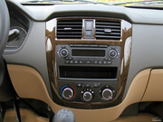 2014款 1.5L 標(biāo)準(zhǔn)型 2014款 1.5L 標(biāo)準(zhǔn)型