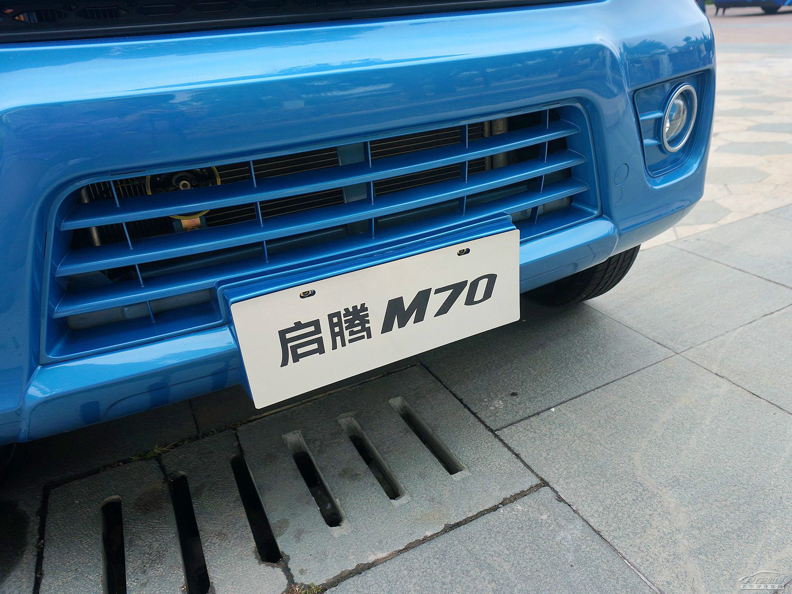 啟騰M70L外觀高清大圖