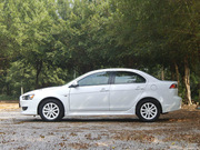 2012款 2.0L CVT Classic黑白版 2012款 2.0L CVT Classic黑白版