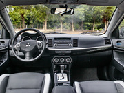 2012款 2.0L CVT Classic黑白版 2012款 2.0L CVT Classic黑白版