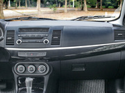 2012款 2.0L CVT Classic黑白版 2012款 2.0L CVT Classic黑白版