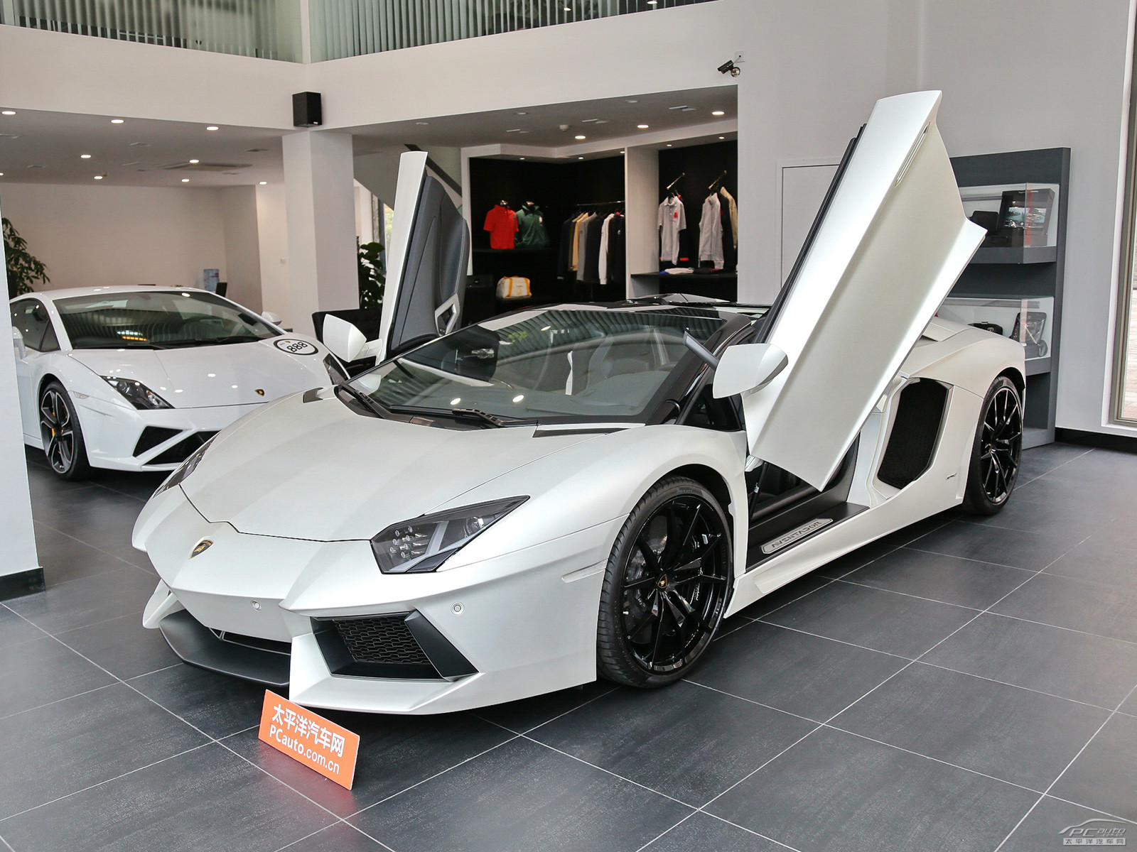 Aventador外觀高清大圖