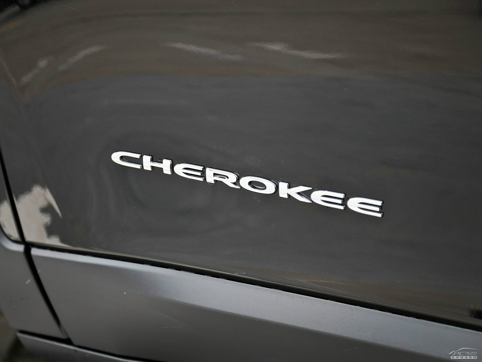 自由光(進(jìn)口)外觀高清大圖