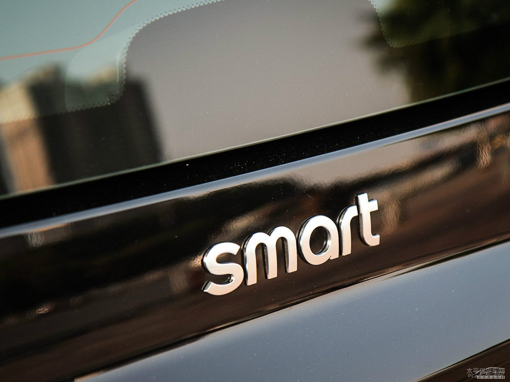 ɫsmart fortwo܇β^DƬ